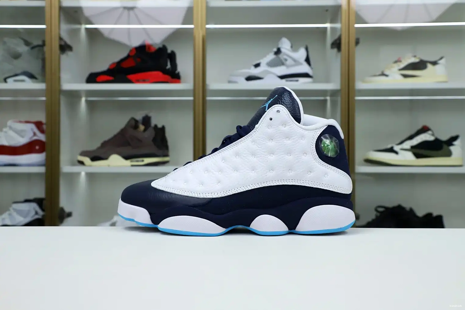 13 Kimikick OBSIDIAN AIR RETRO BLUE JORDAN WHITE 414571-144 POWDER 0620